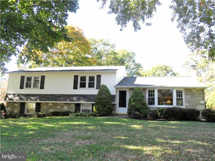 716 Beverly Road Holland, PA 18966 - Photo 1 of 25 Exterior Front