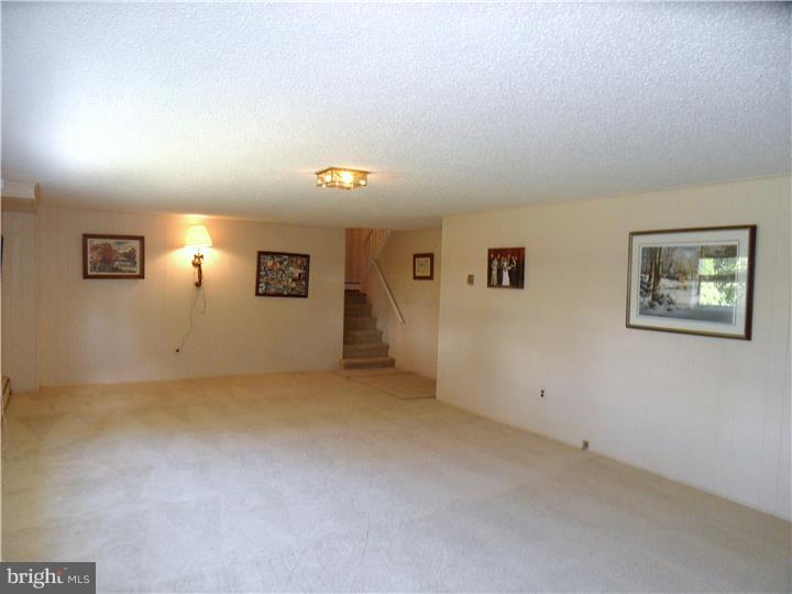716 Beverly Road Holland, PA 18966 - Photo 12 of 25 Family Room