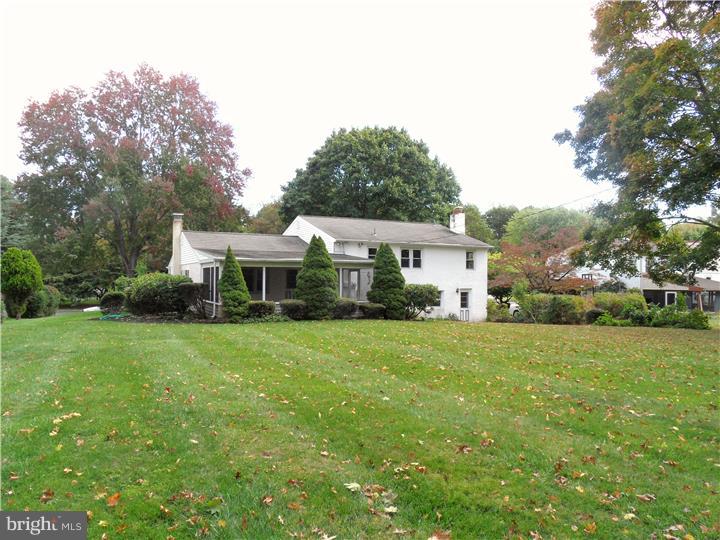716 Beverly Road Holland, PA 18966 - Photo 23 of 25 Exterior Back