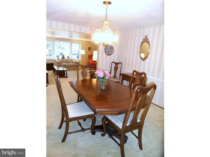 716 Beverly Road Holland, PA 18966 - Photo 6 of 25 Dining Room