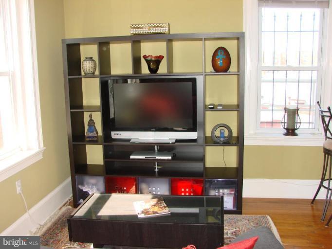 1423 R Street Northwest, Unit 500 Washington, DC 20009 - Photo 8 of 8 Living Room #2