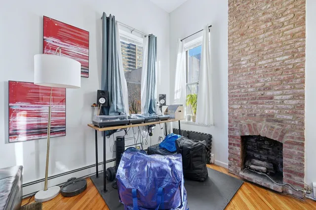 $2,895 | 174 Grand Street, Unit 3E, Jersey City, NJ 07302