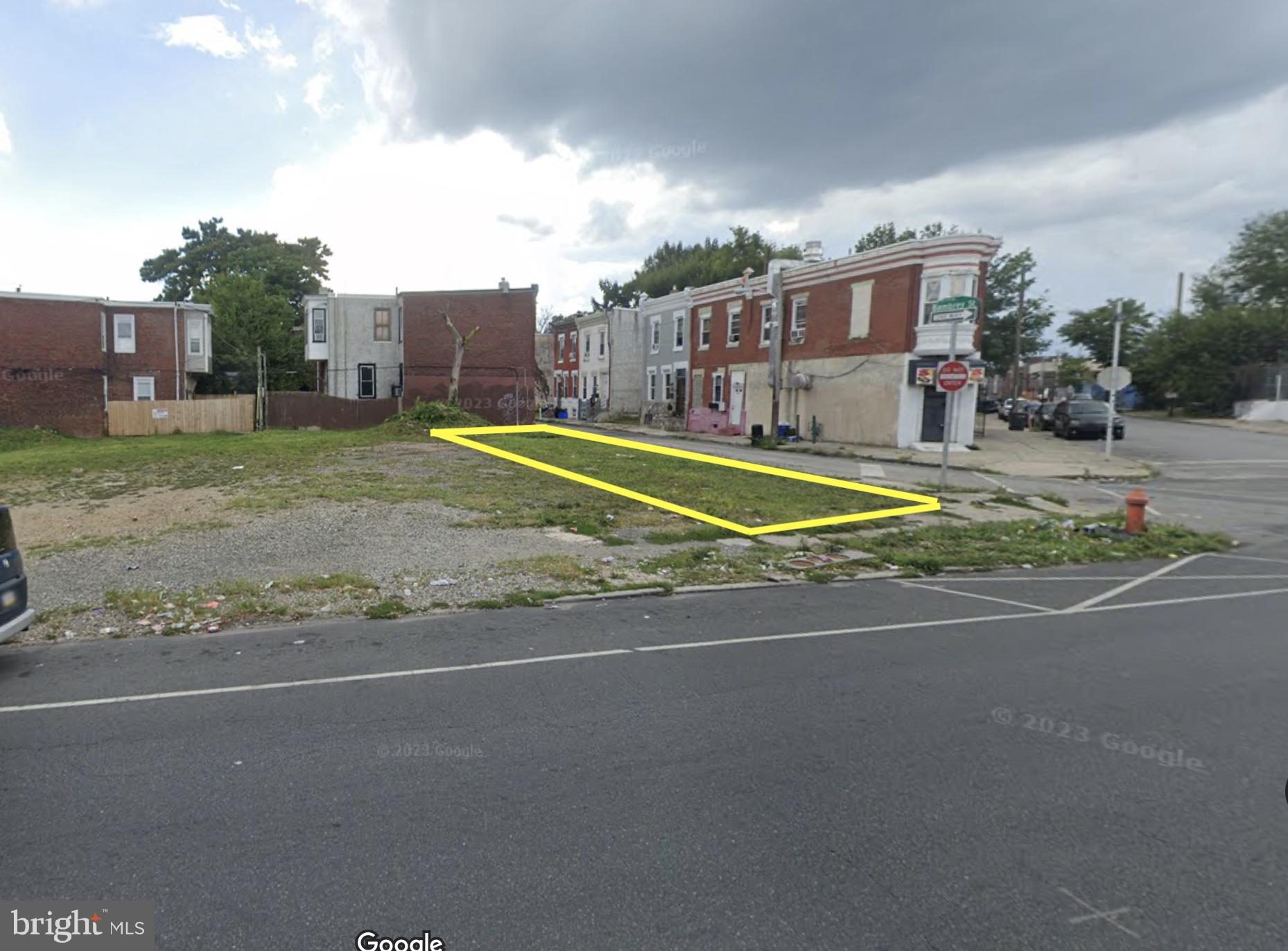 2526 West Diamond Street Philadelphia, PA 19121 - Photo 2 of 4 a swimming pool with outdoor seating and yard