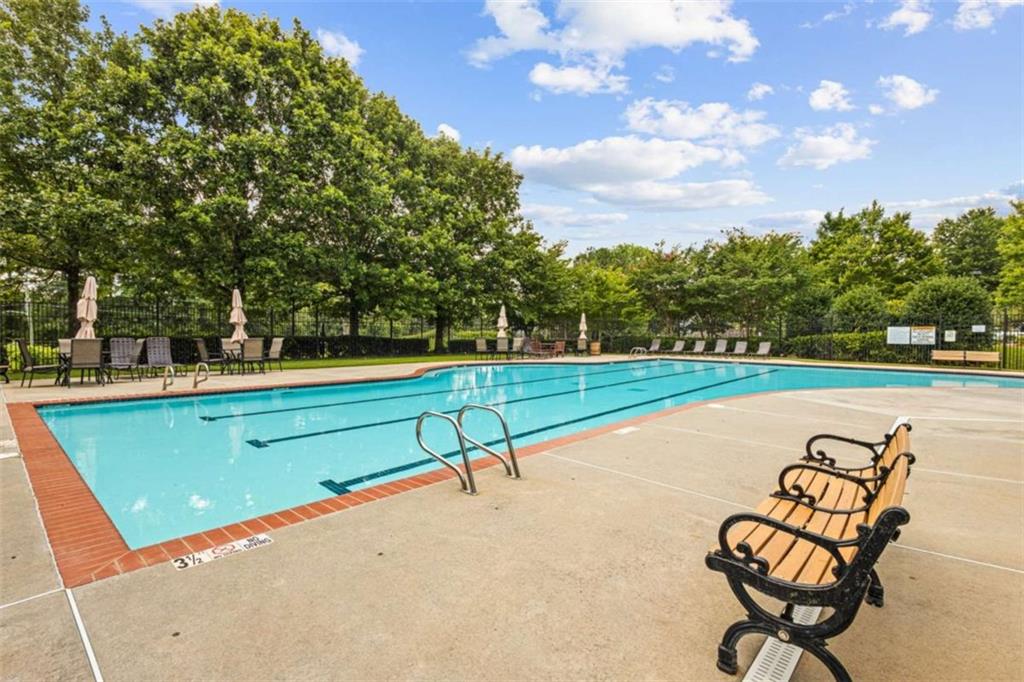 1752 Pryor Road Southwest, Unit 309 Atlanta, GA 30315 - Photo 18 of 19 Gallery Image 18