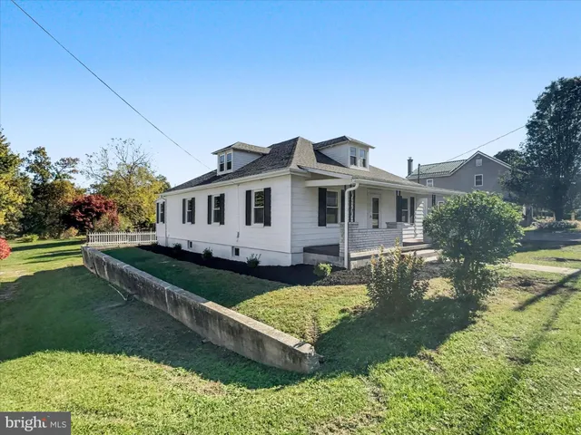 $299,995 | 13883 Buchanan Trail West, Mercersburg, PA 17236