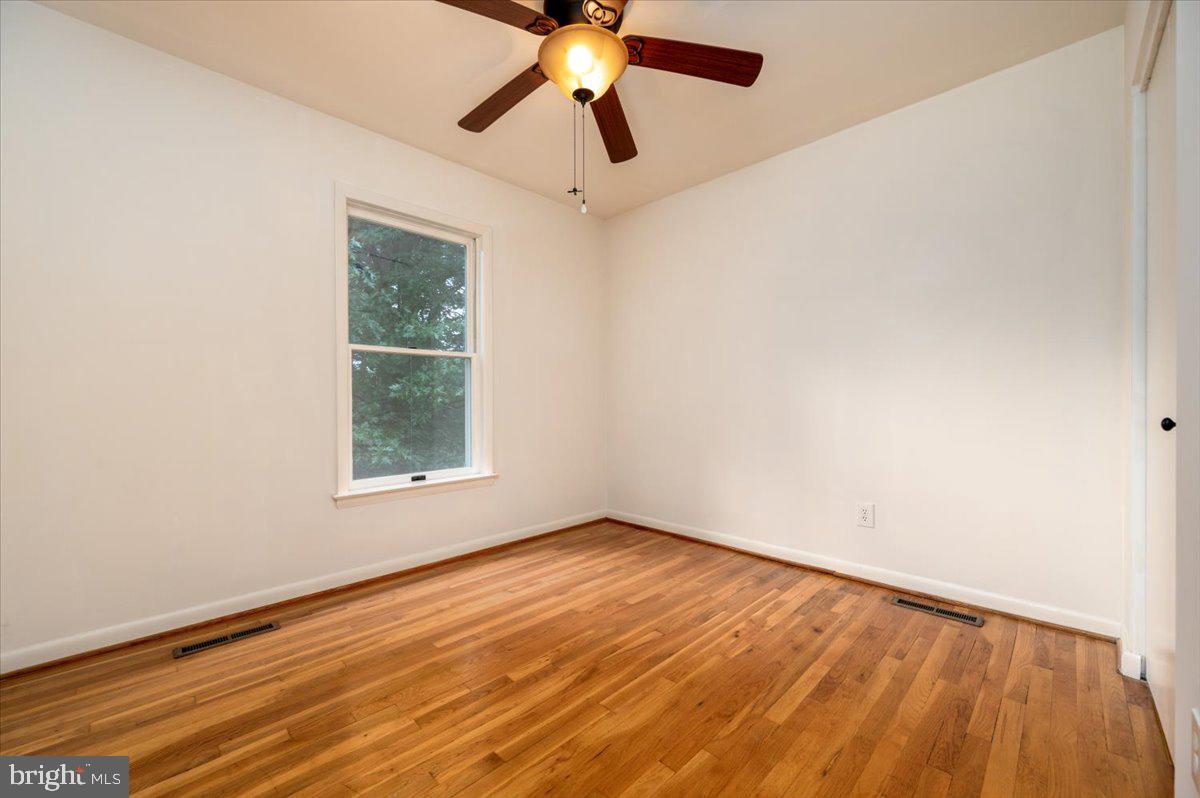7810 Chestnut Grove Road Severn, MD 21144 - Photo 23 of 29 3rd bedroom