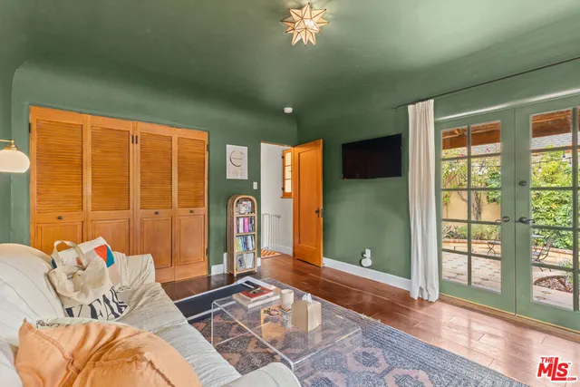 $1,430,000 | 11623 Otsego Street, North Hollywood, CA 91601