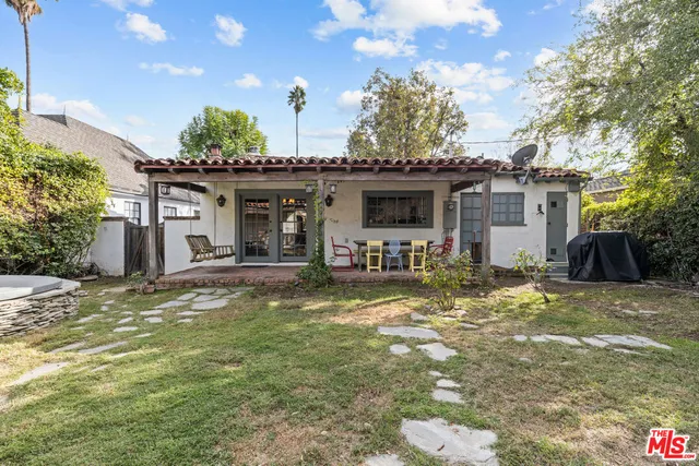 $1,430,000 | 11623 Otsego Street, North Hollywood, CA 91601