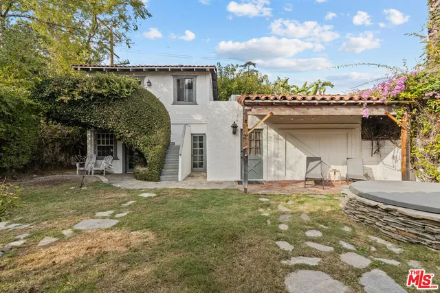 $1,430,000 | 11623 Otsego Street, North Hollywood, CA 91601