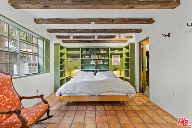 $1,430,000 | 11623 Otsego Street, North Hollywood, CA 91601