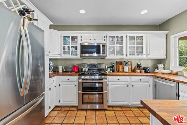 $1,430,000 | 11623 Otsego Street, North Hollywood, CA 91601