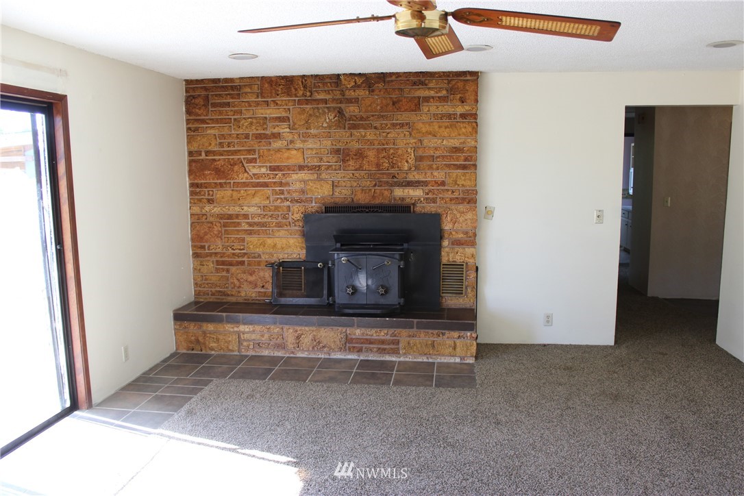 9835 James Road Southwest Rochester, WA 98579 - Photo 12 of 39 Gallery Image 12