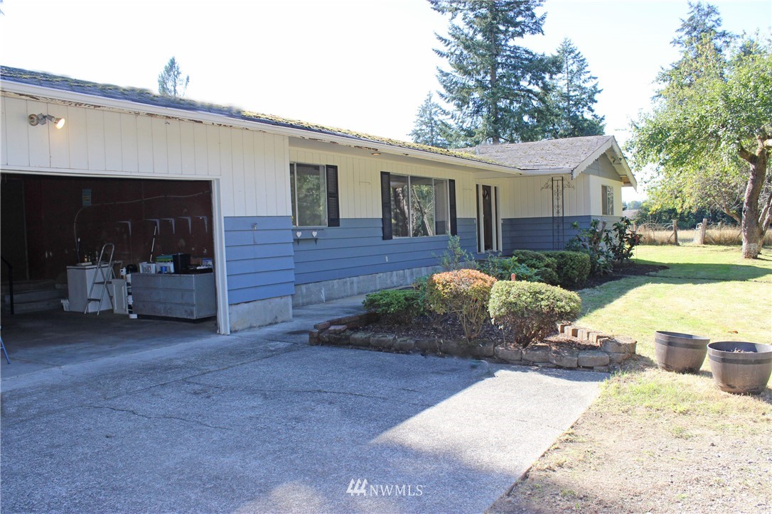 9835 James Road Southwest Rochester, WA 98579 - Photo 4 of 39 Gallery Image 4