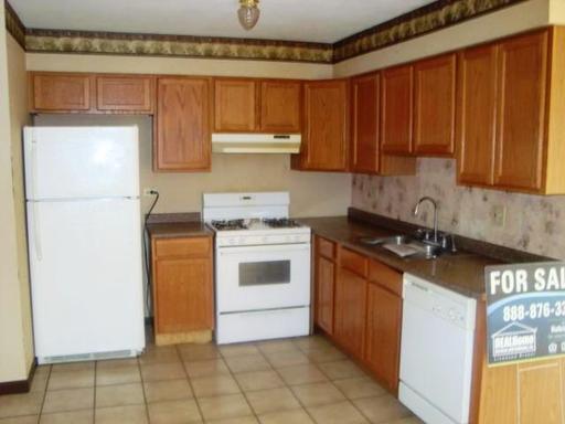 2790 East State Street Chicago, IL 60633 - Photo 10 of 11