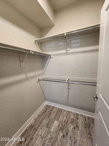 $2,264 | 5550 East Deer Valley Drive, Unit 2S, Phoenix, AZ 85054