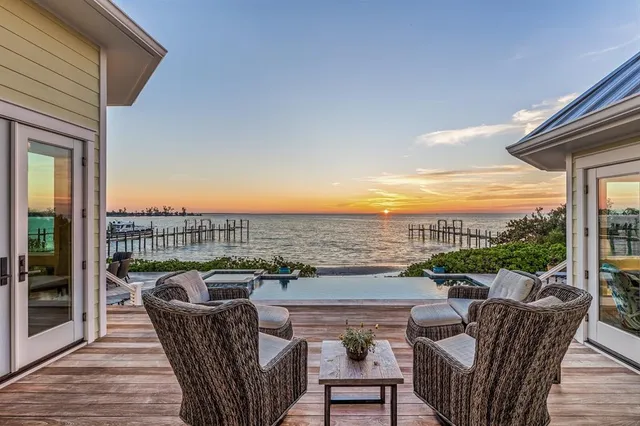 a bedroom with a bed and a cabinets