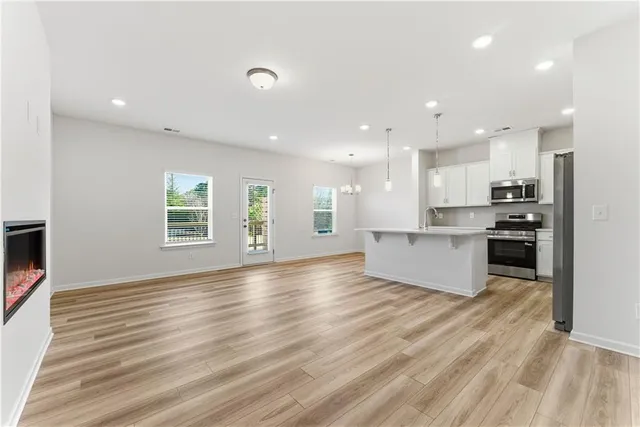 $2,400 | 22 Jacobs Farm Drive Southeast, Lawrenceville, GA 30045