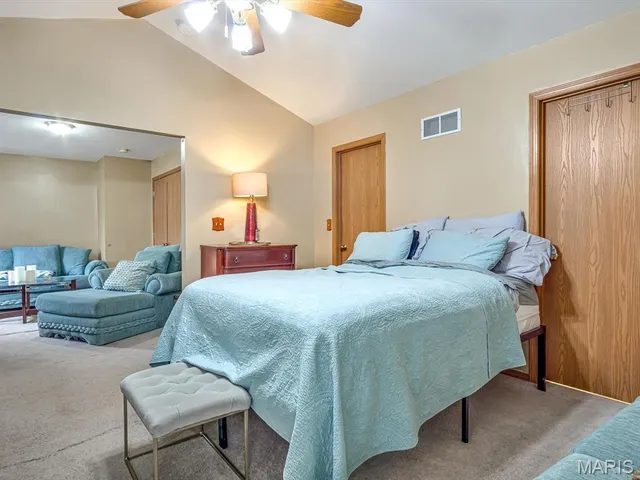 $324,900 | 518 Deer Creek Road, O'Fallon, IL 62269