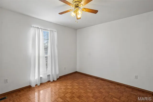 $319,900 | 518 Deer Creek Road, O'Fallon, IL 62269