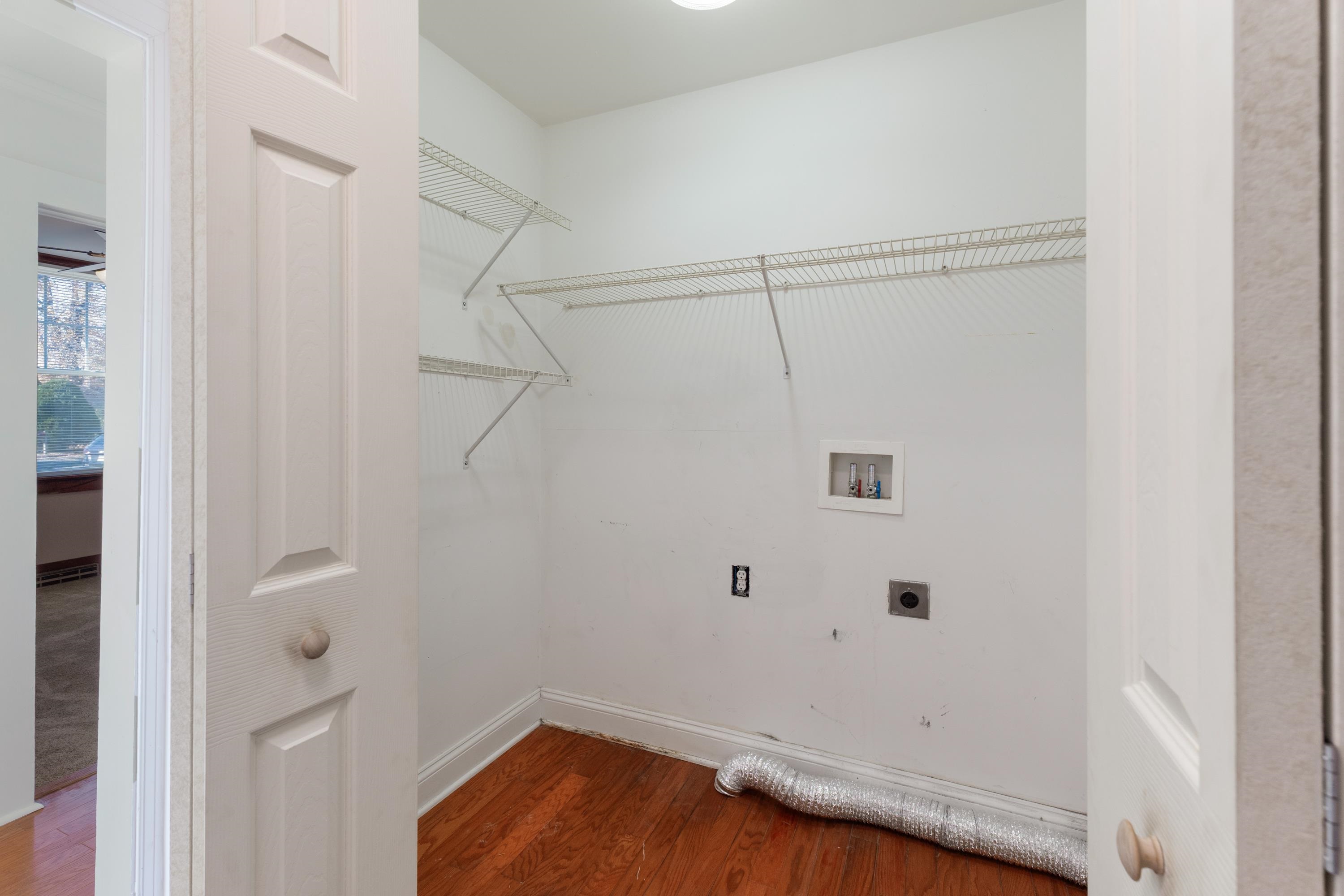 1261 Blue Ridge Avenue Crozet, VA 22932 - Photo 14 of 25 a view of small space