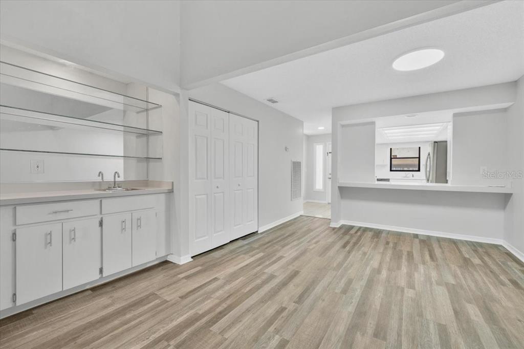 2025 Sylvester Road, Unit MM4 Lakeland, FL 33803 - Photo 3 of 26