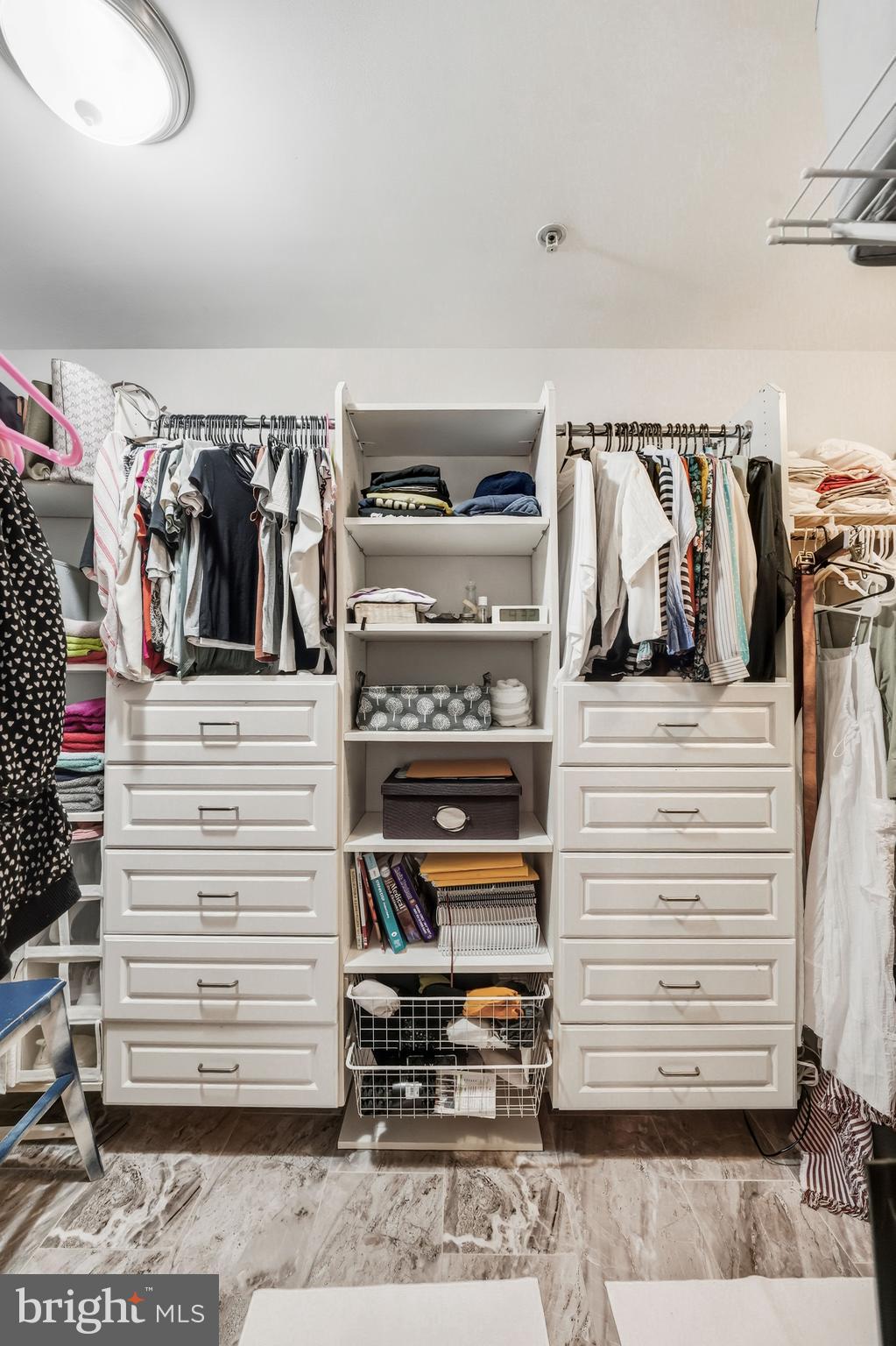 144 Natalie Road Delran, NJ 08075 - Photo 23 of 43 a view of walk in closet
