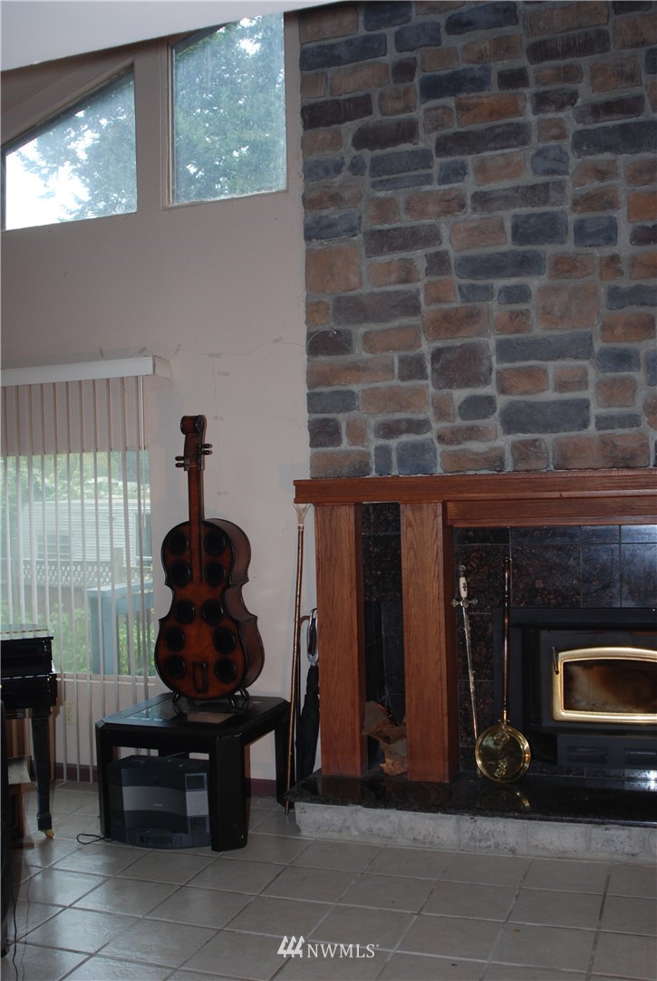 1308 Bluff Road Point Roberts, WA 98281 - Photo 10 of 25 Gallery Image 10