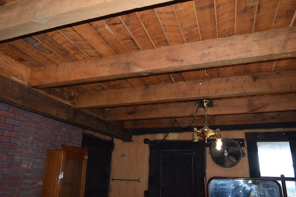 519 Roberson Mill Road Southeast Floyd, VA 24091 - Photo 22 of 79 a close view of sliding door