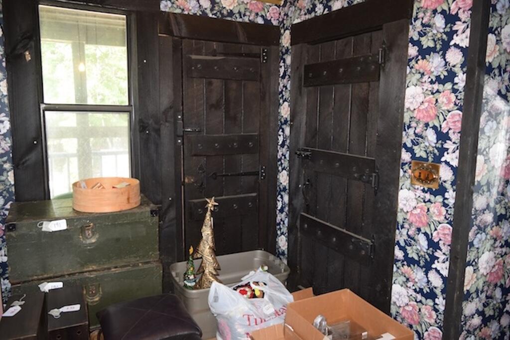 519 Roberson Mill Road Southeast Floyd, VA 24091 - Photo 23 of 79 a bathroom with a sink toilet and shower