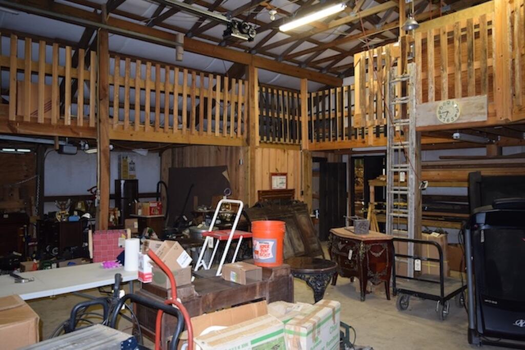 519 Roberson Mill Road Southeast Floyd, VA 24091 - Photo 44 of 79 a view of a chairs and tables in patio
