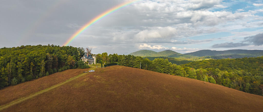 519 Roberson Mill Road Southeast Floyd, VA 24091 - Photo 73 of 79 a view of a city and mountains