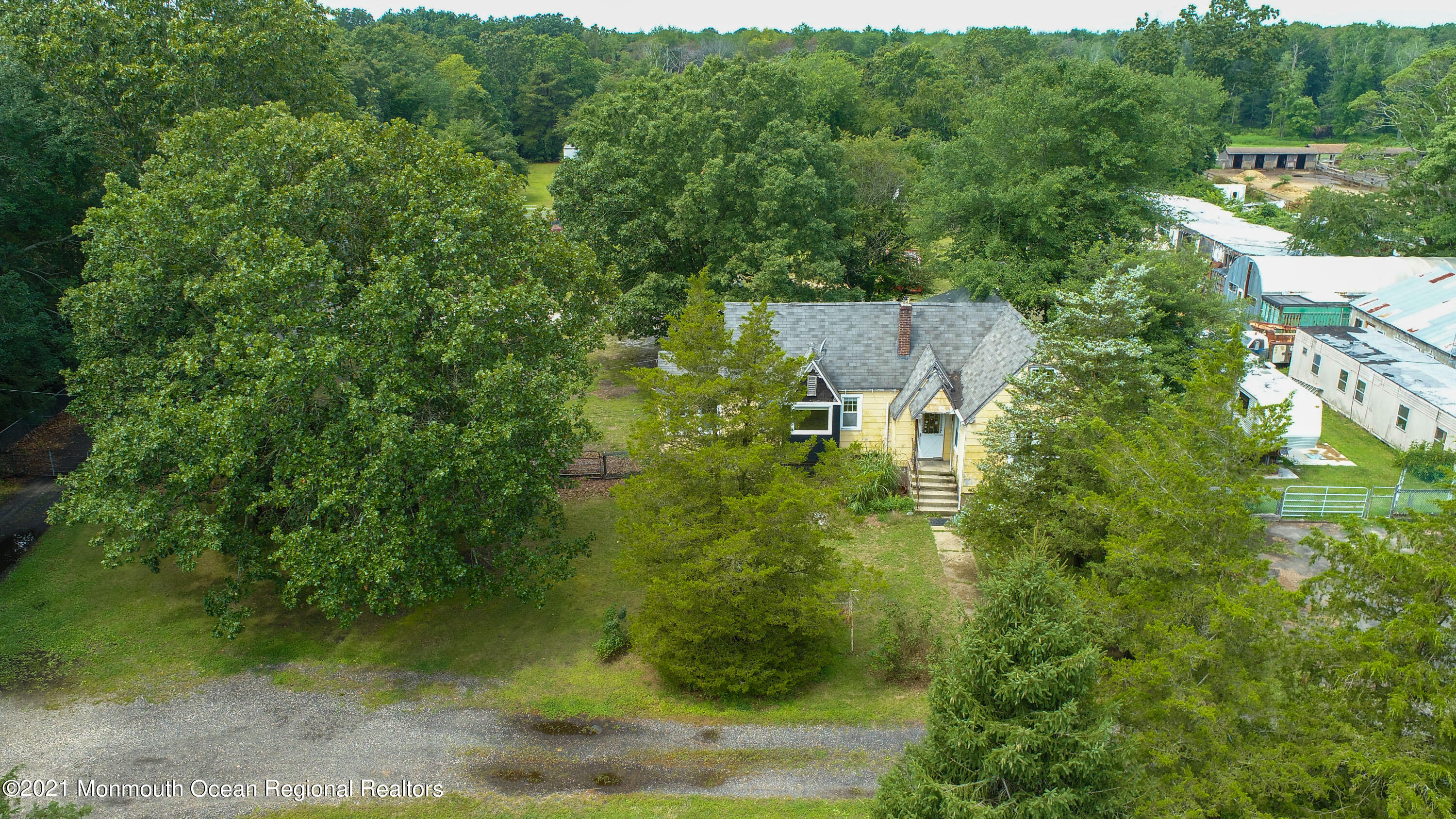 732 Hulses Corner Road Howell, NJ 07731 - Photo 8 of 11 DJI_0030