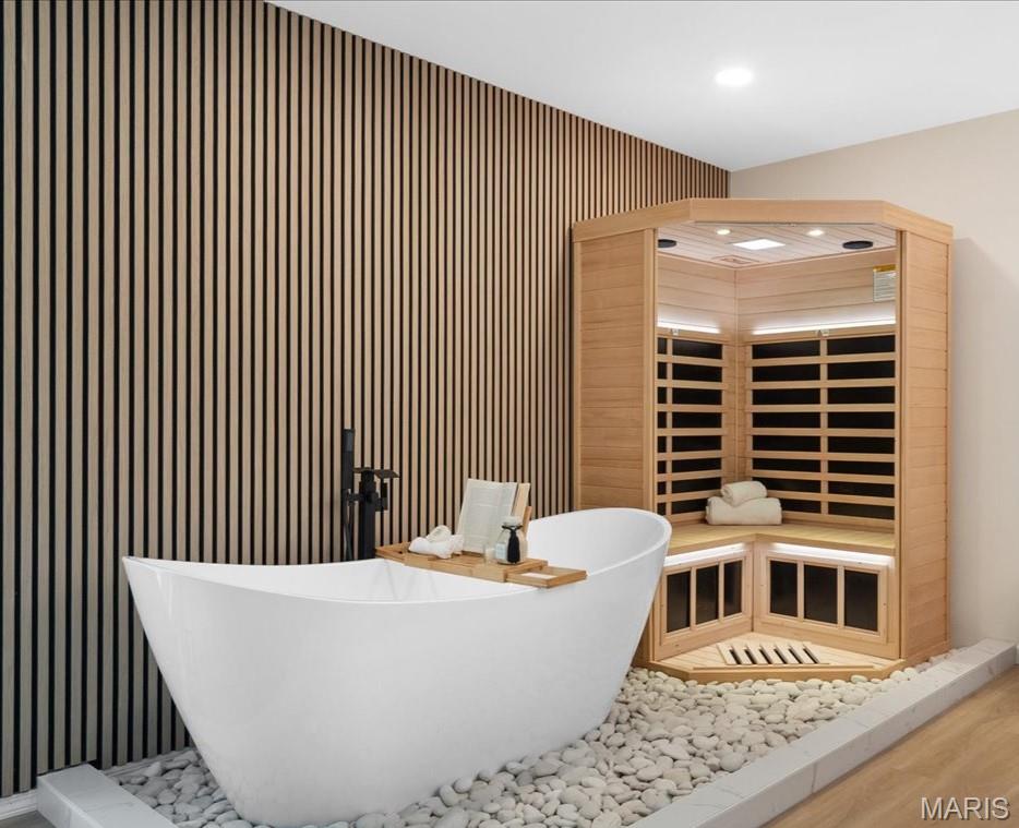 14575 Ladue Road Chesterfield, MO 63017 - Photo 14 of 32