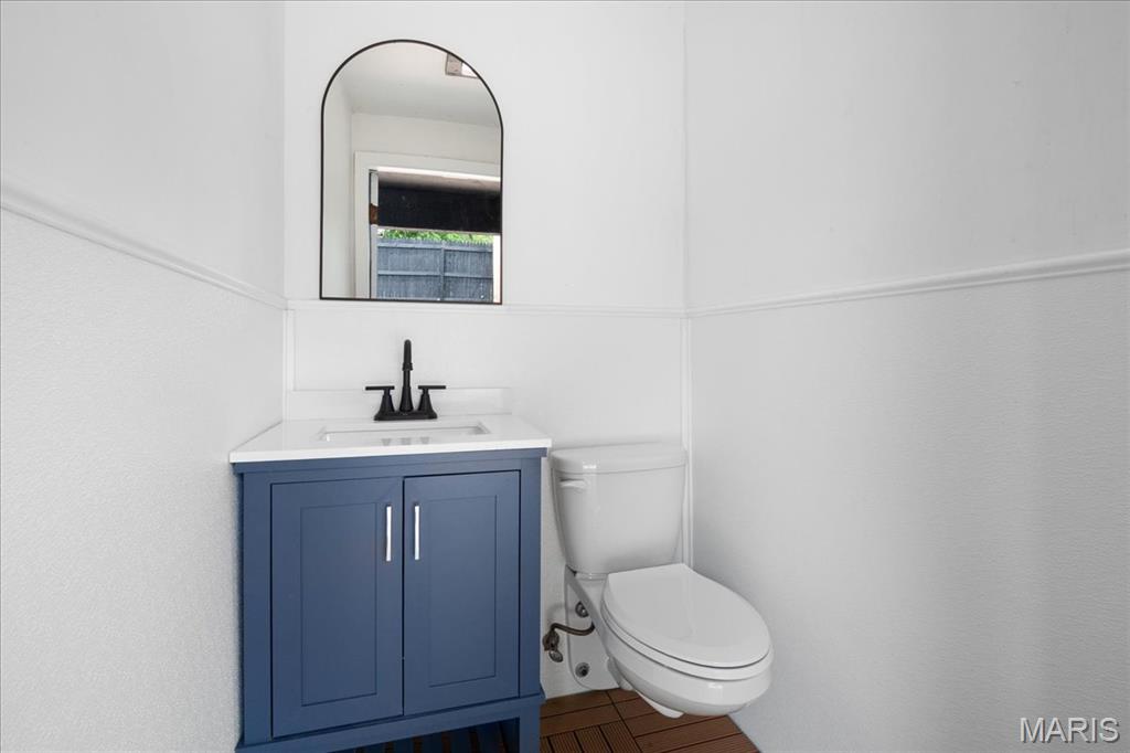 14575 Ladue Road Chesterfield, MO 63017 - Photo 25 of 32