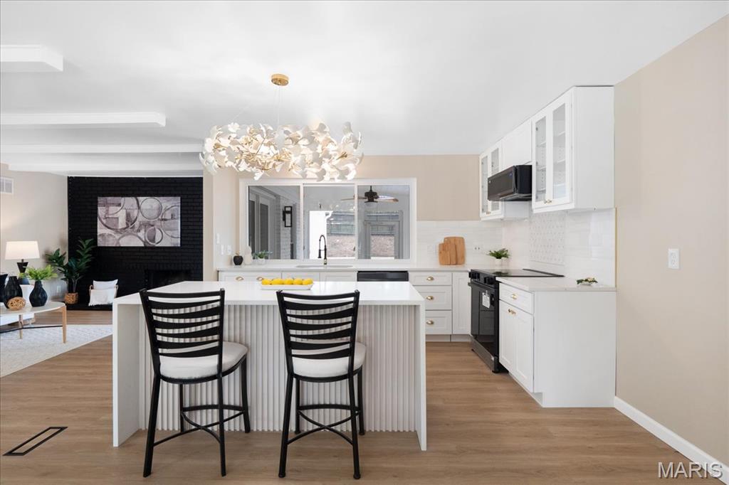 14575 Ladue Road Chesterfield, MO 63017 - Photo 7 of 32