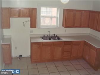 935 Robeson Street Reading, PA 19604 - Photo 7 of 12 Gallery Image 7