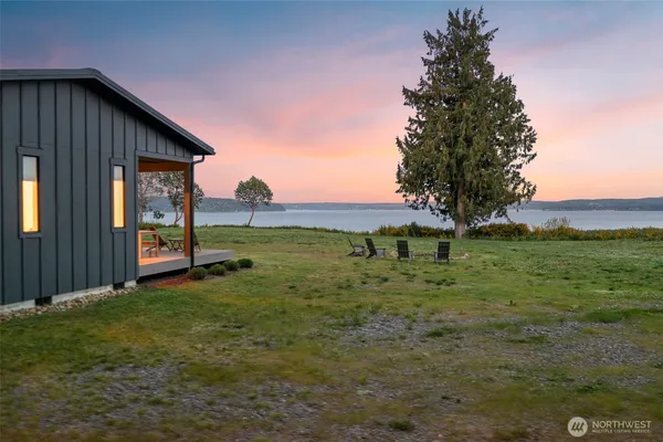 $719,950 | 346 Buena Vista Way, Brinnon, WA 98320
