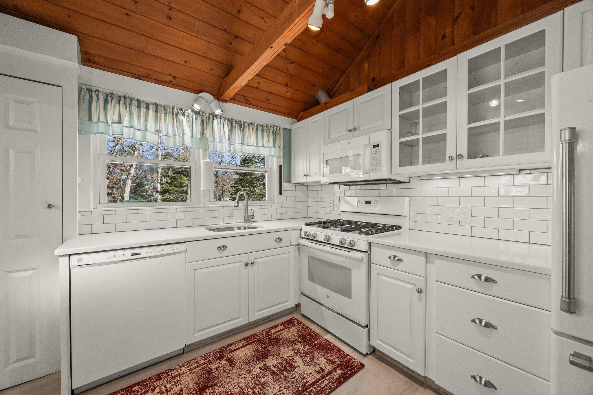 390 Cooks Brook Road Eastham, MA 02642 - Photo 10 of 43 11-web-or-mls-390-cooks-brook-rd