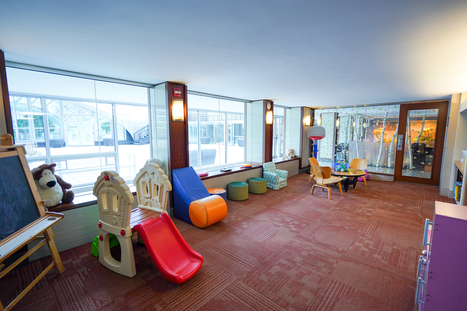 400 East Randolph Street, Unit 906 Chicago, IL 60601 - Photo 17 of 27