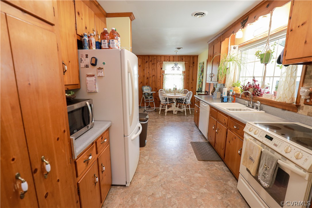 303 Treva Road Sandston, VA 23150 - Photo 11 of 44 Gallery Image 11