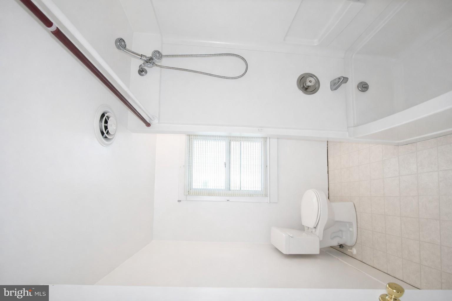 310 Walnut Street Bridgeville, DE 19933 - Photo 5 of 10