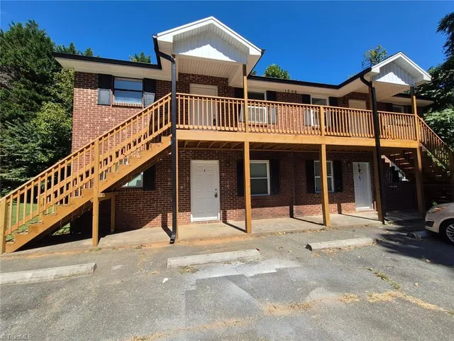 $350,000 | 1506 Oakshire Court, Winston-Salem, NC 27107