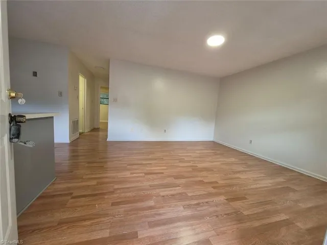 $350,000 | 1506 Oakshire Court, Winston-Salem, NC 27107