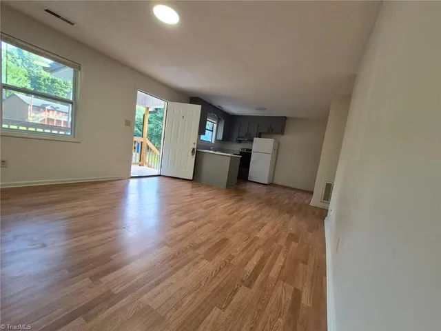 $350,000 | 1506 Oakshire Court, Winston-Salem, NC 27107