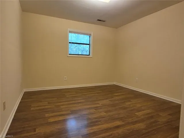 $350,000 | 1506 Oakshire Court, Winston-Salem, NC 27107