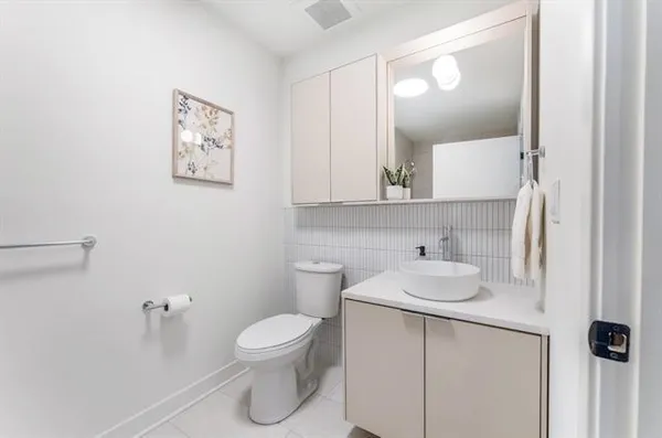 $2,600 | 873 Communipaw Avenue, Unit 213, Jersey City, NJ 07304