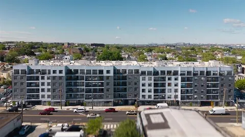 $2,600 | 873 Communipaw Avenue, Unit 213, Jersey City, NJ 07304