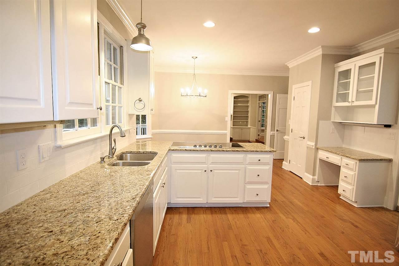 4704 Fallswood Place Raleigh, NC 27613 - Photo 9 of 25