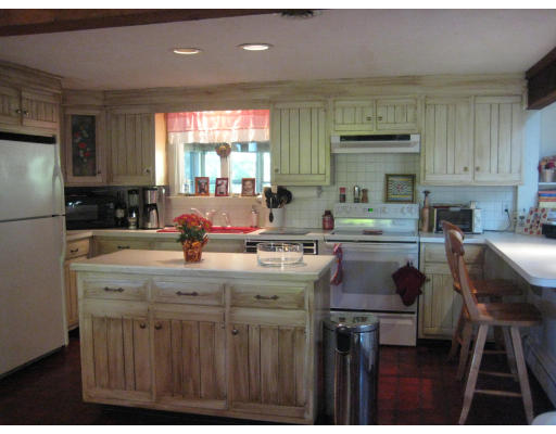 50 Booth Street Needham, MA 02494 - Photo 4 of 10 Gallery Image 4