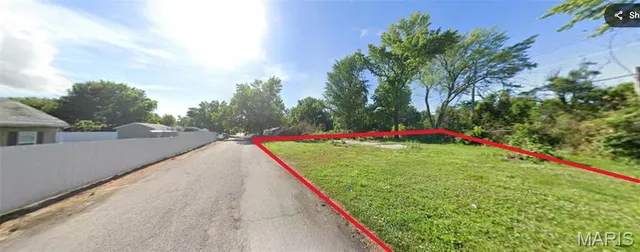 $9,900 | 23 Agnes Drive, East St. Louis, IL 62206